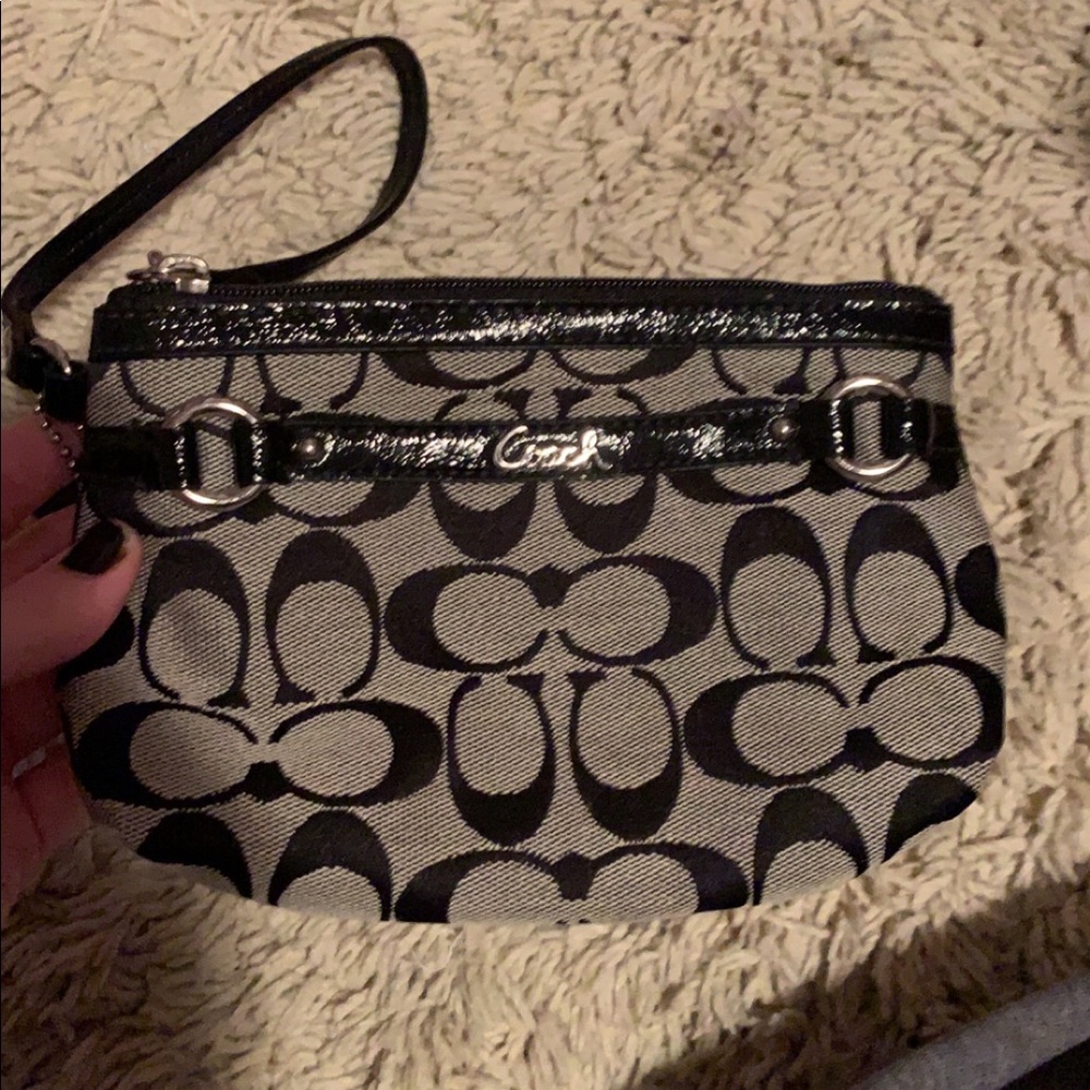 small coach wristlet
